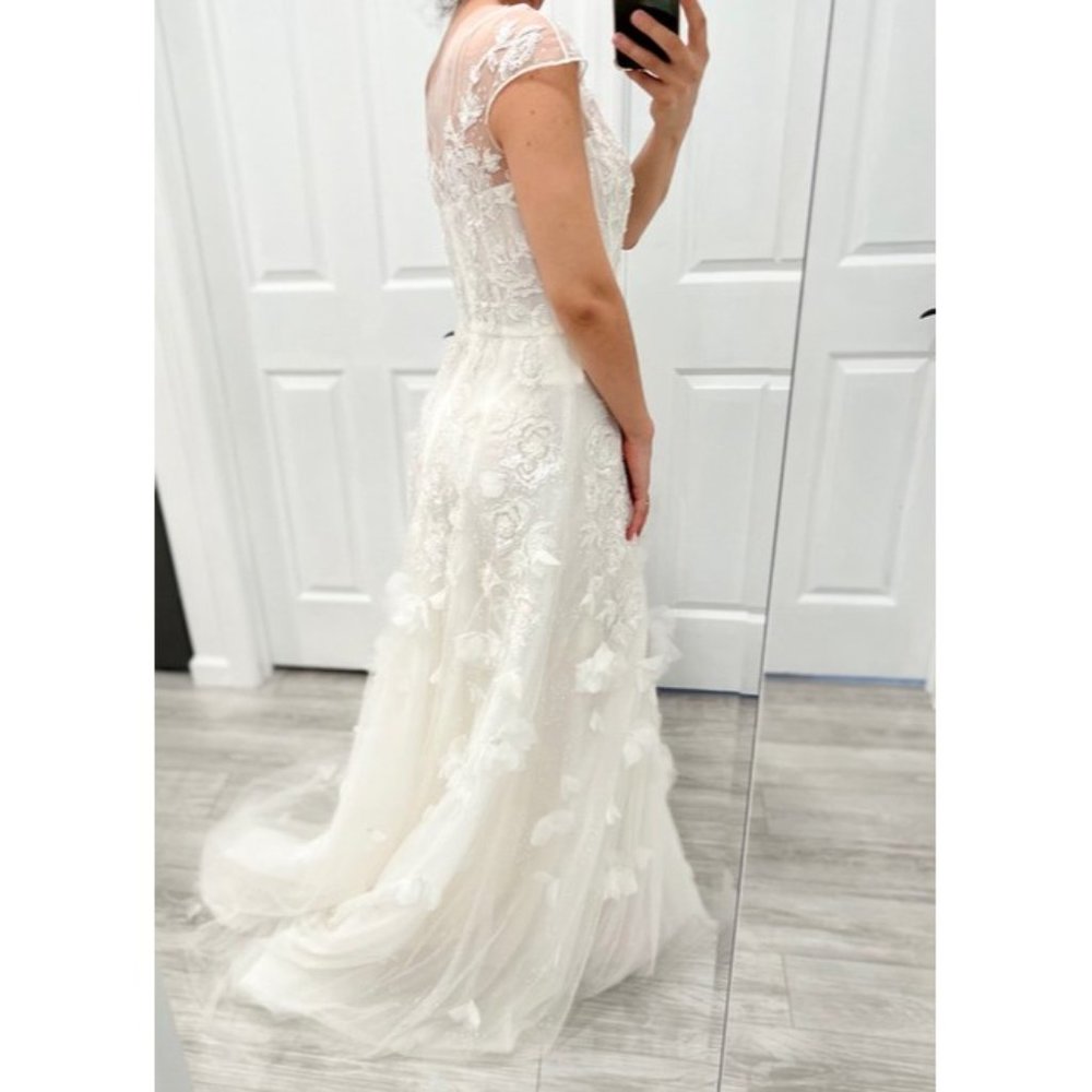 Marchesa Selena S20 Modern Ivory Wedding Dress flower on tulle - Picture 2 of 13